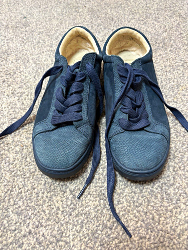 Ugg women blue low top - women’s,