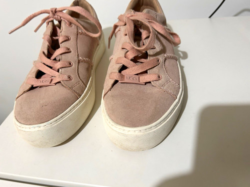 Ugg pink lace low top - ugg,