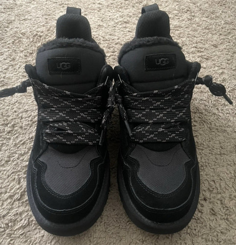 Ugg black low top lace - low, lace-up