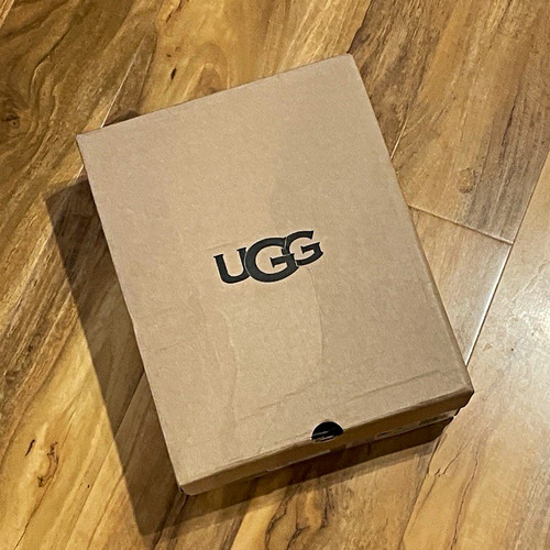 Ugg black mid top - mid,